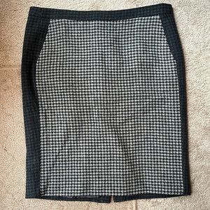 Used Size 10 J Crew Pencil Skirt 2 Tone Black & Grey